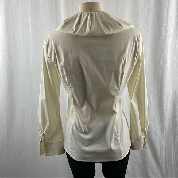 Piazza Sempione Ivory Fitted Button Up Long Sleeve Blouse with Oversized Collar - Picture 2 of 11